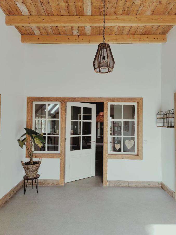 B & B Wijdzicht Wolsum Bagian luar foto