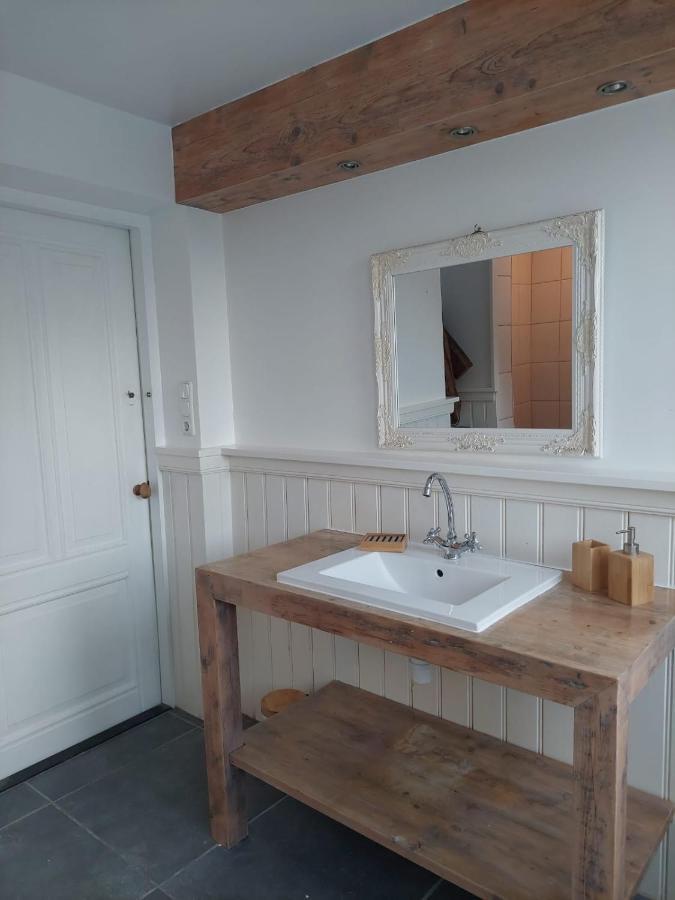 B & B Wijdzicht Wolsum Bagian luar foto