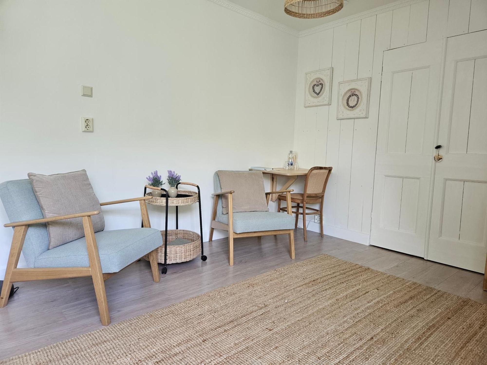 B & B Wijdzicht Wolsum Bagian luar foto
